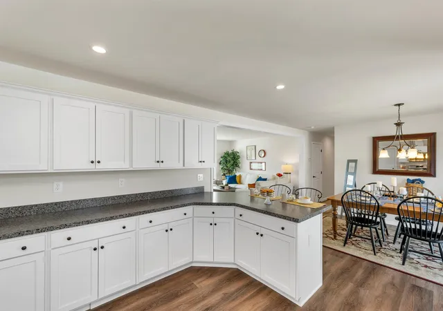 5th image of 79-A Crescent St #90-15-1, Plymouth, NH 03264 | MLS# 5106469