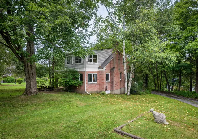 Photo 1 of Single family home for sale at 2 Bromley Ln, Bennington, VT 05257 | MLS# 5106470 | Listing updated on 2026-09-04