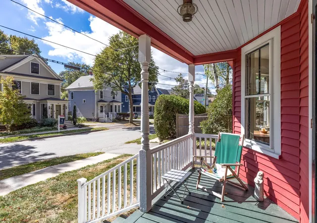 Photo 4 of Single family home for sale at 45 Lincoln Ave, Portsmouth, NH 03801 | MLS# 5106484 | Listing updated on 2026-09-14