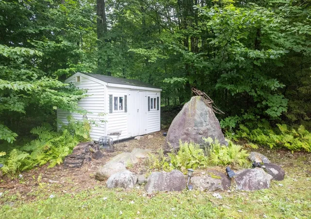 Photo 4 of Single family home for sale at 9 Birch Hill Rd, Chittenden, VT 05737 | MLS# 5106488 | Listing updated on 2026-09-08