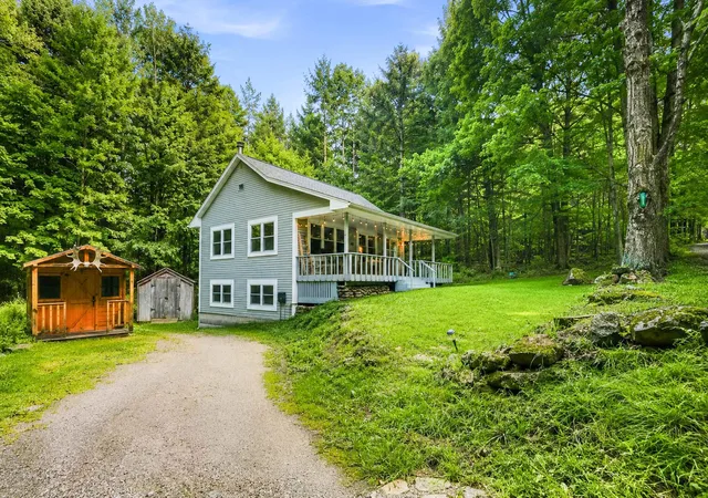 Photo 3 of Single family home for sale at 1417 Mason Hill North Rd, Starksboro, VT 05487 | MLS# 5106513 | Listing updated on 2026-08-25