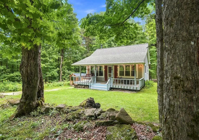 Photo 3 of Single family home for sale at 1417 Mason Hill North Rd, Starksboro, VT 05487 | MLS# 5106513 | Listing updated on 2026-08-25