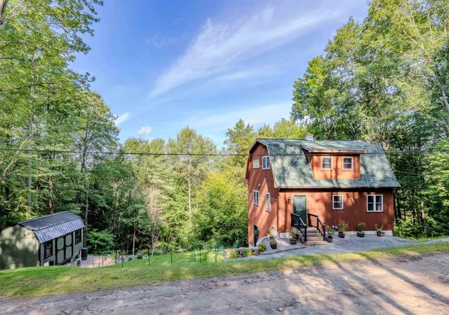 3rd image of 32 Pine Spur Rd, Lyman, NH 03585 | MLS# 5106514