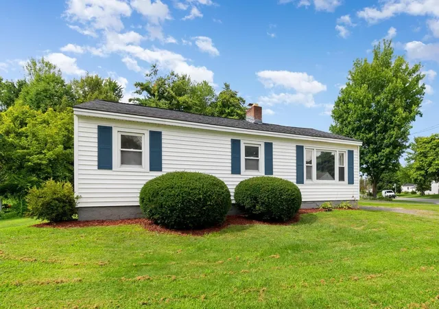 Photo 1 of Single family home for sale at 27 Sherry Rd, South Burlington, VT 05403 | MLS# 5106516 | Listing updated on 2026-09-10