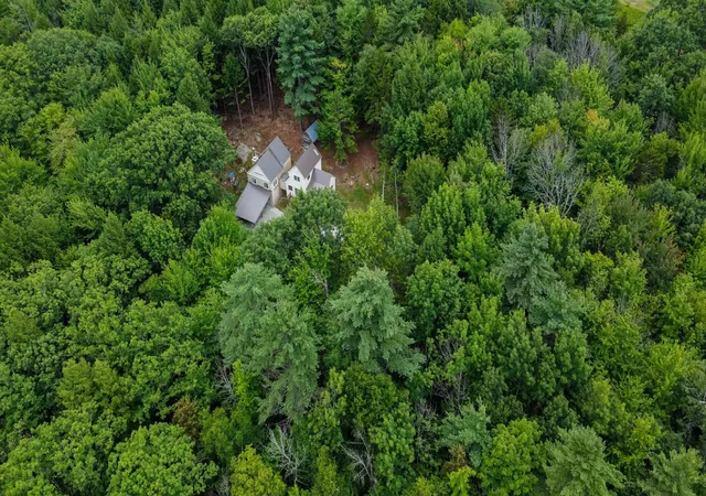 2nd image of 917 Washburn Rd, Alexandria, NH 03222 | MLS# 5106517