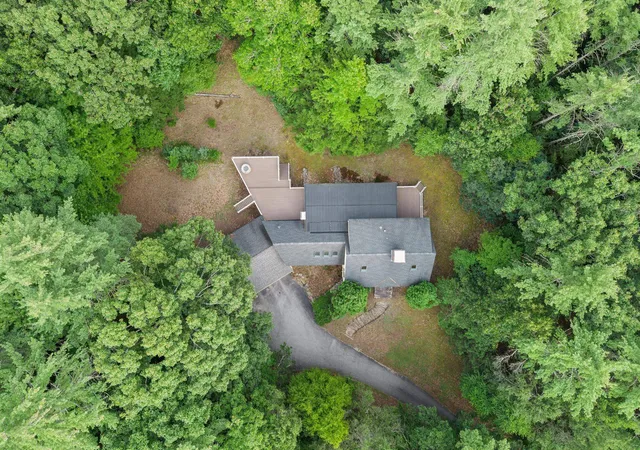 27th image of 40 Cleveland Hill Rd, Brookline, NH 03303 | MLS# 5106535