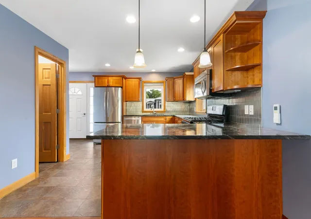 Photo 3 of Single family home for sale at 77 Buttonwood Dr, Brattleboro, VT 05301 | MLS# 5106541 | Listing updated on 2026-08-27