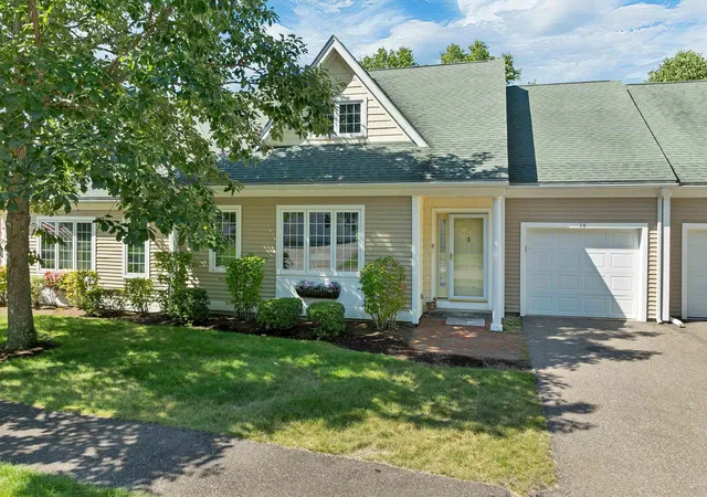 2nd image of 16 Abbey Ln, Meredith, NH 03253 | MLS# 5106543