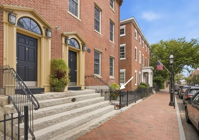 3rd image of 159 State St #1A, Portsmouth, NH 03801 | MLS# 5106544
