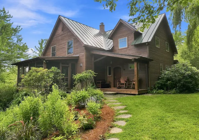 Photo 3 of Single family home for sale at 830 Taft Rd, Huntington, VT 05462 | MLS# 5106562 | Listing updated on 2026-09-10