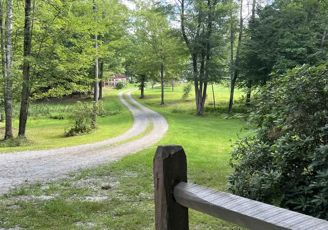 Photo 2 of Single family home for sale at 548 Crow Hill Rd, Chester, VT 05143 | MLS# 5106579 | Listing updated on 2026-09-11