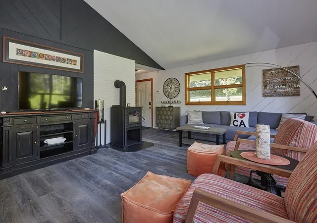 Photo 3 of Single family home for sale at 13 Circle View Dr, Dover, VT 05356 | MLS# 5106583 | Listing updated on 2026-08-31