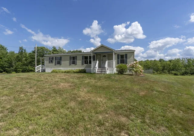 2nd image of 955 Calef Hwy, Barrington, NH 03825 | MLS# 5106585