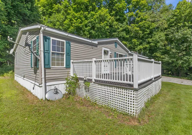 Photo 3 of Manufactured home for sale at 59 Reservoir Rd, Orange, VT 05641 | MLS# 5106590 | Listing updated on 2026-09-10