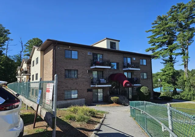 1st image of 126 Mammoth Road Road #Unit4, Hooksett, NH 03106 | MLS# 5106609