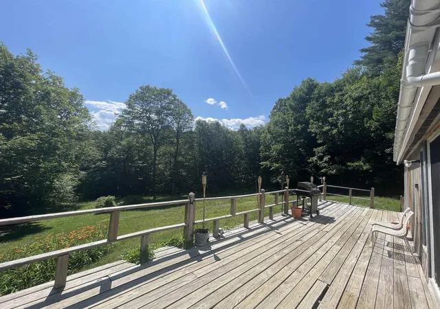 Photo 2 of Single family home for sale at 1752 East Dover Road Road, Dover, VT 05356 | MLS# 5106611 | Listing updated on 2026-10-05