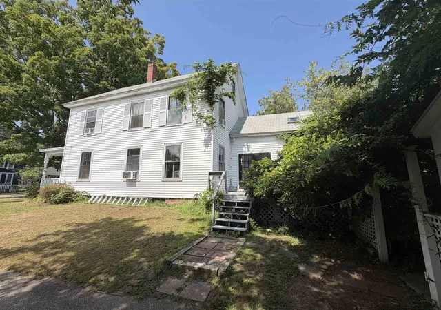 Photo 3 of Sale Pending at 20 Carroll St, Exeter, NH 03833 | MLS# 5106612 | Listing updated on 2026-09-01
