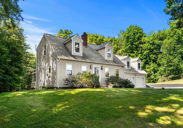 2nd image of 232 Prescott Rd, Epping, NH 03042 | MLS# 5106617