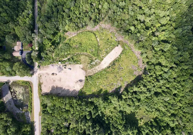 2nd image of 1 Maverick Wy, Barrington, NH 03825 | MLS# 5106639