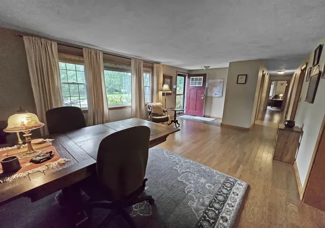 Photo 2 of Single family home for sale at 7 Laverne Dr, Rutland City, VT 05701 | MLS# 5106640 | Listing updated on 2026-08-26
