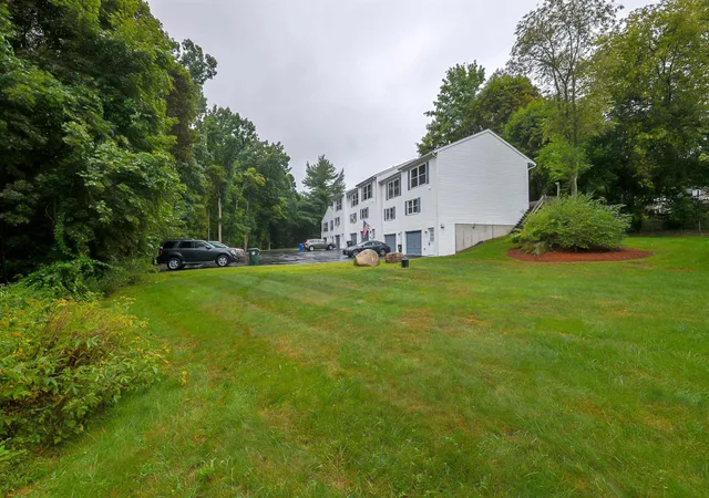 Photo 3 of Townhouse for sale at 1325 Candia Rd #10, Manchester, NH 03109 | MLS# 5106647 | Listing updated on 2026-08-26