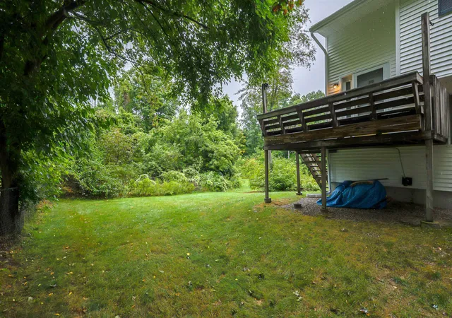 Photo 4 of Townhouse for sale at 1325 Candia Rd #10, Manchester, NH 03109 | MLS# 5106647 | Listing updated on 2026-09-24
