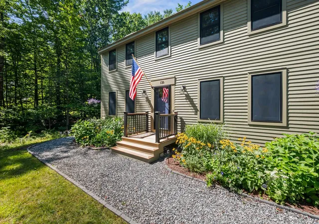 3rd image of 130 Hiram Philbrook Rd, Conway, NH 03813 | MLS# 5106650