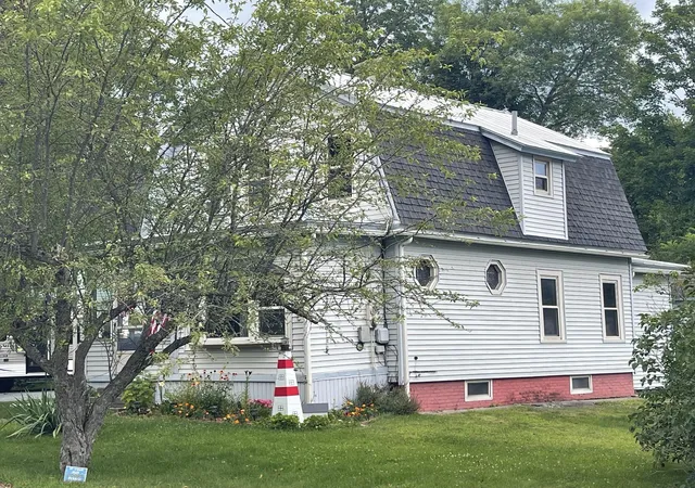 Photo 1 of Single family home for sale at 51 Schoool St, Randolph, VT 05060 | MLS# 5106653 | Listing updated on 2026-08-31
