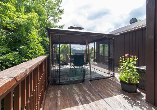 Photo 1 of Single family home for sale at 482 Sugarhouse Rd, Burke, VT 05871 | MLS# 5106654 | Listing updated on 2026-08-27