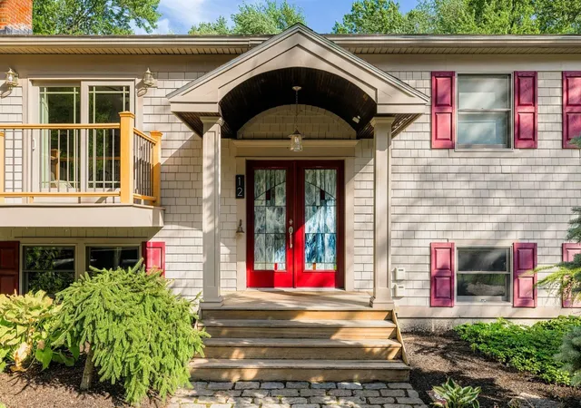 Photo 3 of Sale Pending at 12 Taft Rd, Portsmouth, NH 03801 | MLS# 5106665 | Listing updated on 2026-09-02