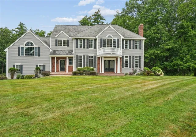 Photo 2 of Single family home for sale at 19 Ballard Ln, Salem, NH 03079 | MLS# 5106668 | Listing updated on 2026-09-08