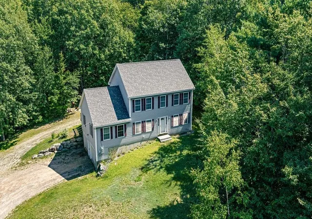 Photo 3 of Single family home for sale at 17 Frohock Brook Rd, Alton, NH 03810 | MLS# 5106671 | Listing updated on 2026-09-12