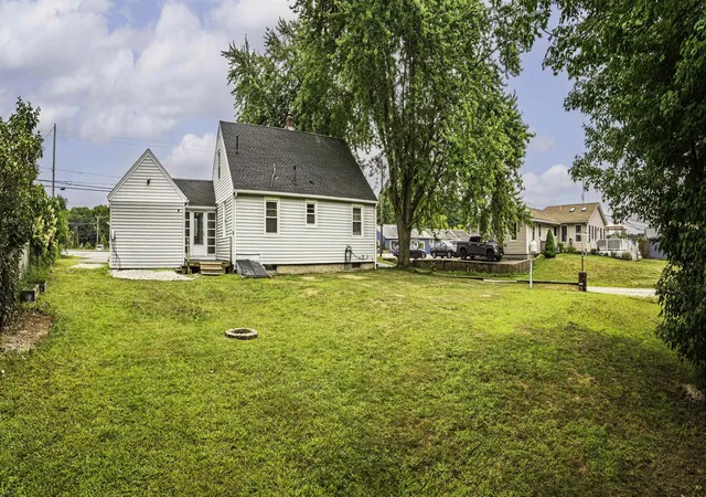 3rd image of 399 High St, Somersworth, NH 03878 | MLS# 5106673