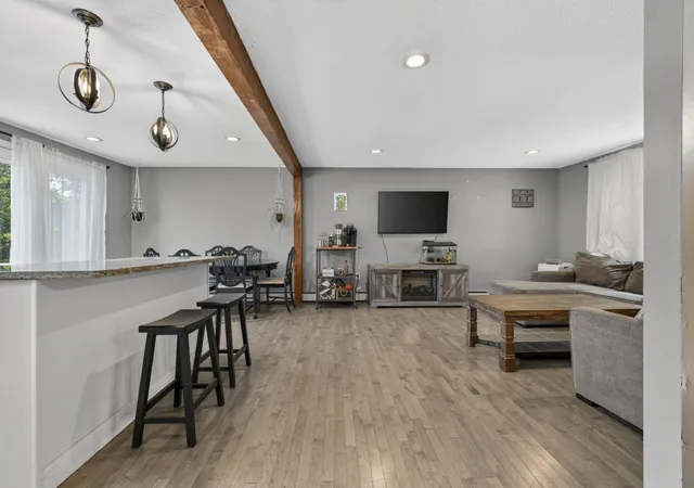 3rd image of 97 Pillsbury Rd, Londonderry, NH 03053 | MLS# 5106684