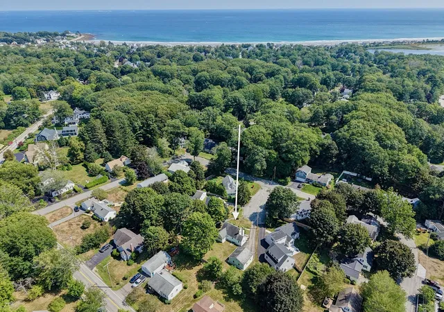 1st image of 3 Douglas Cir, Rye, NH 03870 | MLS# 5106686