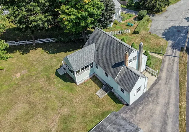 3rd image of 3 Douglas Cir, Rye, NH 03870 | MLS# 5106686
