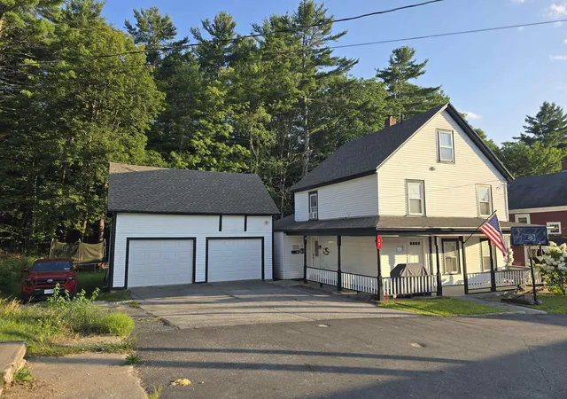 2nd image of 29 Woodland St, Newport, NH 03773 | MLS# 5106697