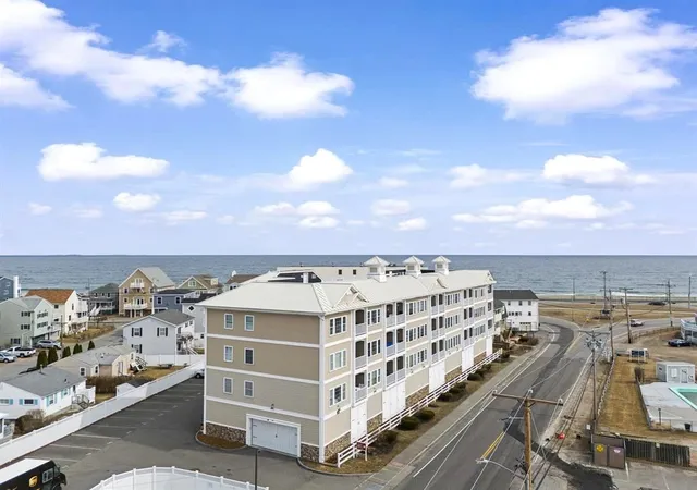 3rd image of 580 Winnacunnet Rd #105, Hampton, NH 03842 | MLS# 5106703