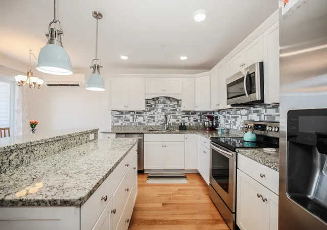 5th image of 580 Winnacunnet Rd #105, Hampton, NH 03842 | MLS# 5106703