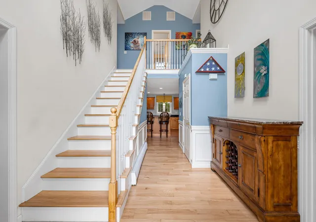 Photo 3 of Single family home for sale at 17 Sherry Cir, Brentwood, NH 03833 | MLS# 5106706 | Listing updated on 2026-09-09