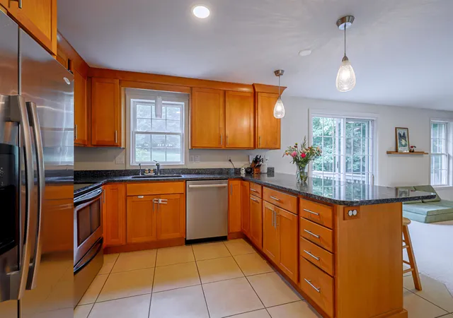 Photo 4 of Single family home for sale at 121 Birkdale Rd, Bedford, NH 03110 | MLS# 5106711 | Listing updated on 2026-10-10