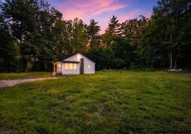 1st image of 208 Elm St, Concord, NH 03303 | MLS# 5106713
