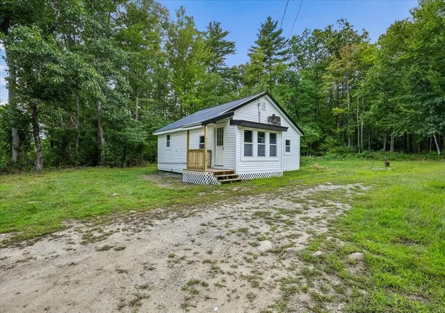 2nd image of 208 Elm St, Concord, NH 03303 | MLS# 5106713