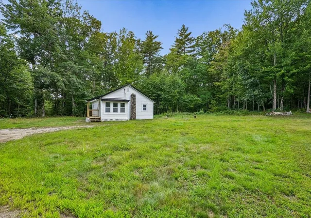 3rd image of 208 Elm St, Concord, NH 03303 | MLS# 5106713