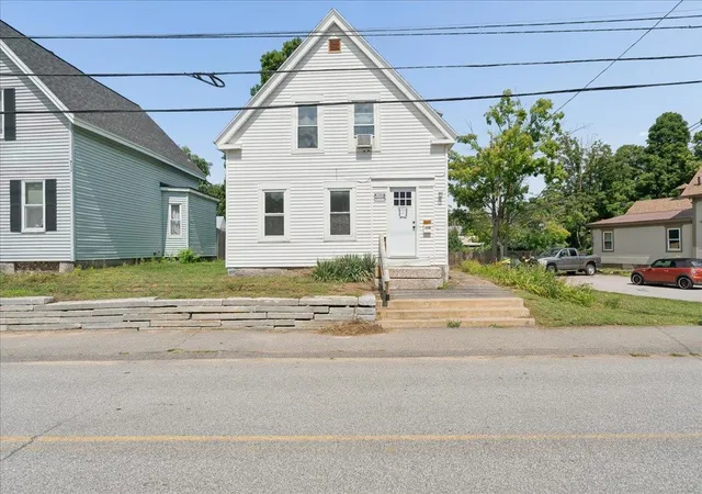 2nd image of 38 Bowman St, Laconia, NH 03246 | MLS# 5106716