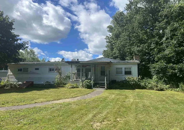 3rd image of 1 Icey Hill Coop Park, Exeter, NH 03833 | MLS# 5106717