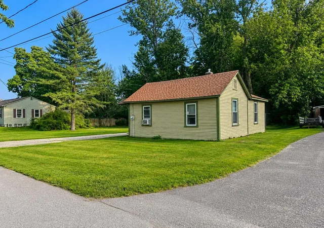 2nd image of 22 Wetmore St, Keene, NH 03431 | MLS# 5106731