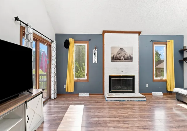 4th image of 8 Gloucester Ln #41, Nashua, NH 03063 | MLS# 5106732