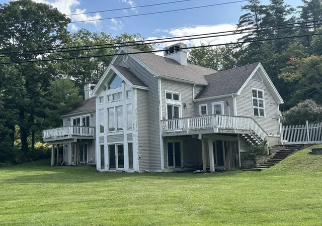 Photo 4 of Single family home for sale at 2855 Thompsonburg Rd, Londonderry, VT 05155 | MLS# 5106736 | Listing updated on 2026-08-28