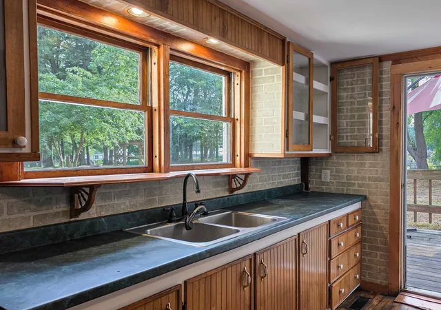 4th image of 108 Old Church Rd, Claremont, NH 03743 | MLS# 5106737
